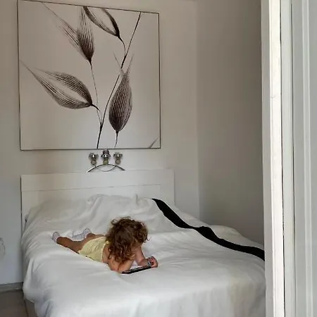 3 Minuti A Piedi Dal Mare Parking & Wifi Included Fiumaretta , Apartamento Fiumaretta di Ameglia