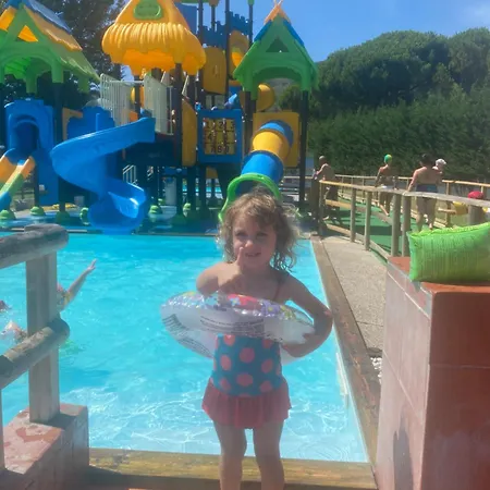 3 Minuti A Piedi Dal Mare Parking & Wifi Included Fiumaretta , Apartamento Fiumaretta di Ameglia