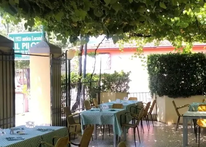 3 Minuti A Piedi Dal Mare Parking & Wifi Included Fiumaretta , Lejlighed *
